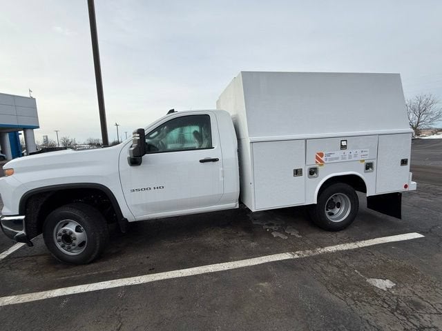 2025 Chevrolet Silverado 3500 HD Chassis Cab Work Truck
