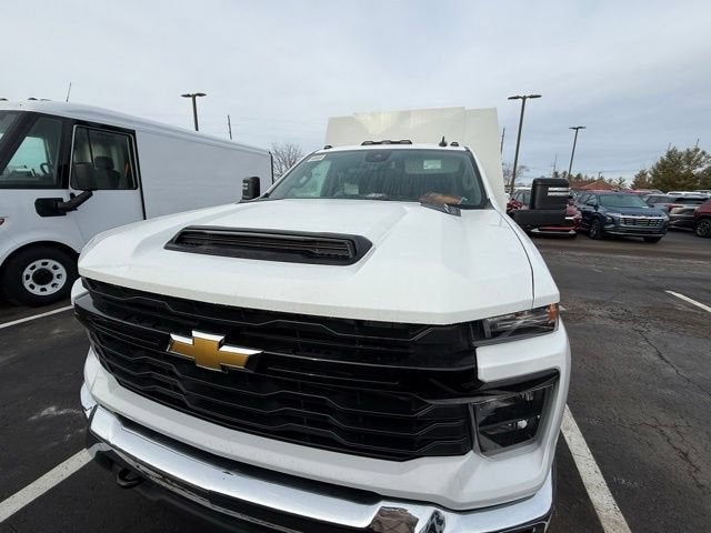 2025 Chevrolet Silverado 3500 HD Chassis Cab Work Truck