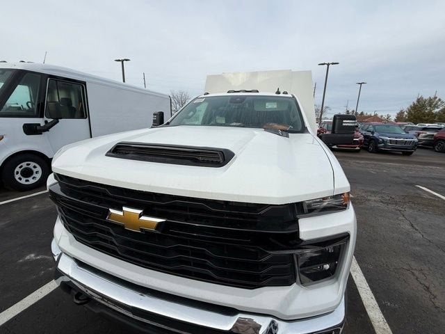 2025 Chevrolet Silverado 3500 HD Chassis Cab Work Truck