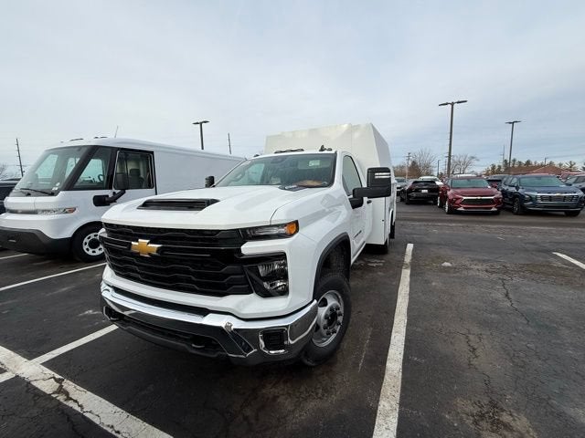 2025 Chevrolet Silverado 3500 HD Chassis Cab Work Truck