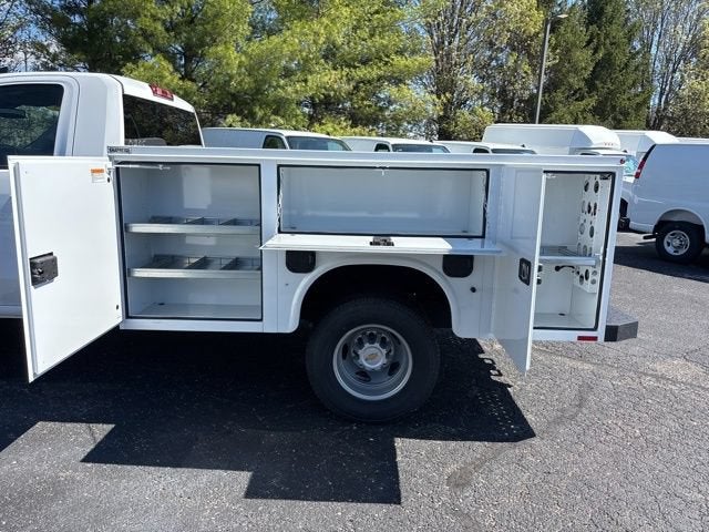 2025 Chevrolet Silverado 3500 HD Chassis Cab Work Truck