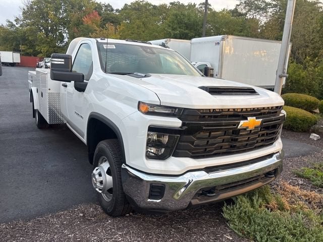 2025 Chevrolet Silverado 3500 HD Chassis Cab Work Truck