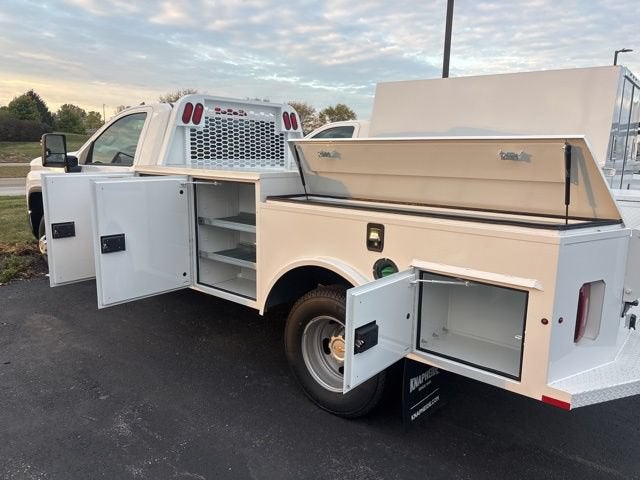 2025 Chevrolet Silverado 3500 HD Chassis Cab Work Truck