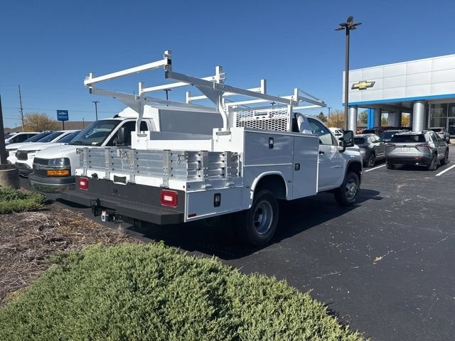 2025 Chevrolet Silverado 3500 HD Chassis Cab Work Truck