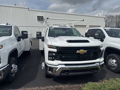 2025 Chevrolet Silverado 3500 HD Chassis Cab Work Truck