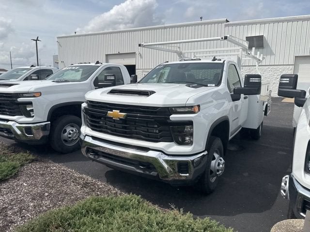 2025 Chevrolet Silverado 3500 HD Chassis Cab Work Truck