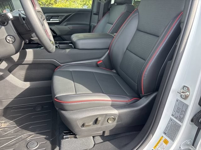 2025 Chevrolet Silverado EV RST - Max Range