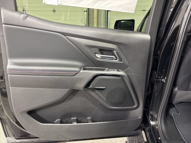 2025 Chevrolet Silverado EV RST - Max Range