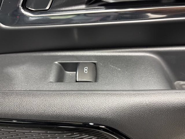 2025 Chevrolet Silverado EV RST - Max Range