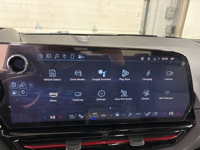 2025 Chevrolet Silverado EV RST - Max Range