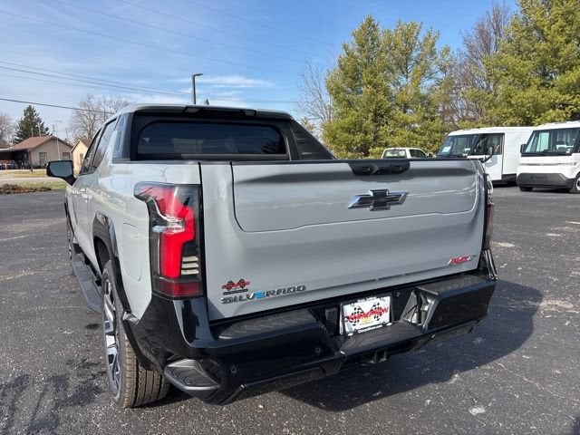 2025 Chevrolet Silverado EV RST - Max Range