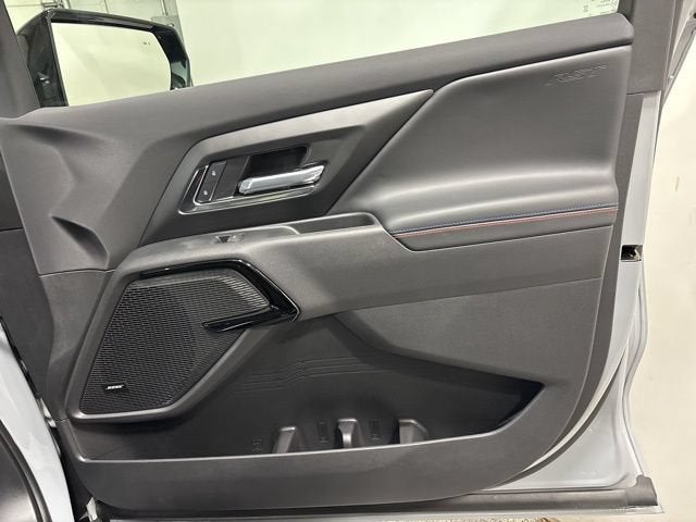 2025 Chevrolet Silverado EV RST - Max Range