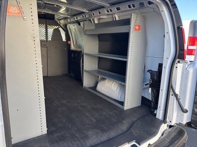 2025 Chevrolet Express Cargo WT