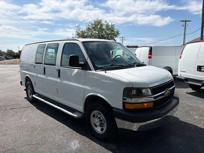 2025 Chevrolet Express Cargo WT