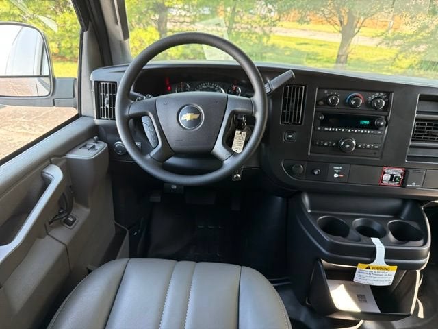 2026 Chevrolet Express Cargo 1WT