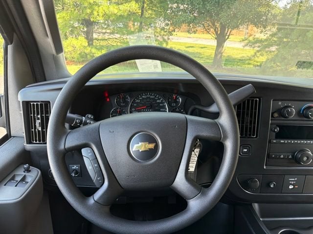 2026 Chevrolet Express Cargo 1WT