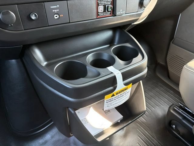 2026 Chevrolet Express Cargo 1WT