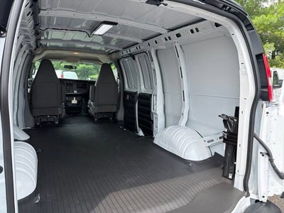 2026 Chevrolet Express Cargo 1WT