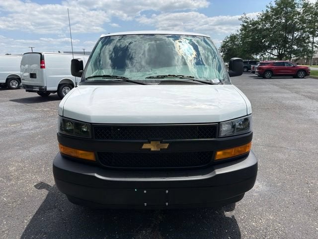 2026 Chevrolet Express Cargo 1WT