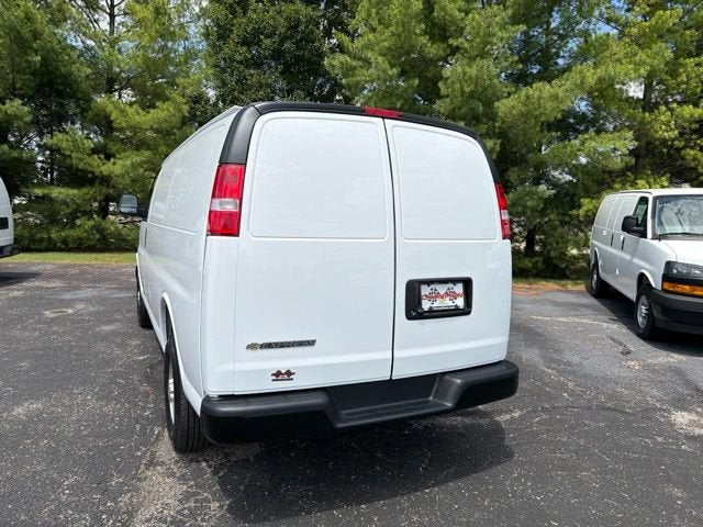 2026 Chevrolet Express Cargo 1WT