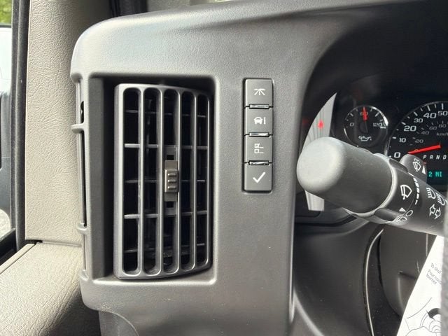 2026 Chevrolet Express Cargo 1WT
