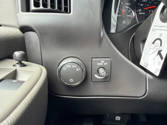 2026 Chevrolet Express Cargo 1WT