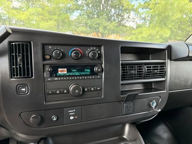 2026 Chevrolet Express Cargo 1WT