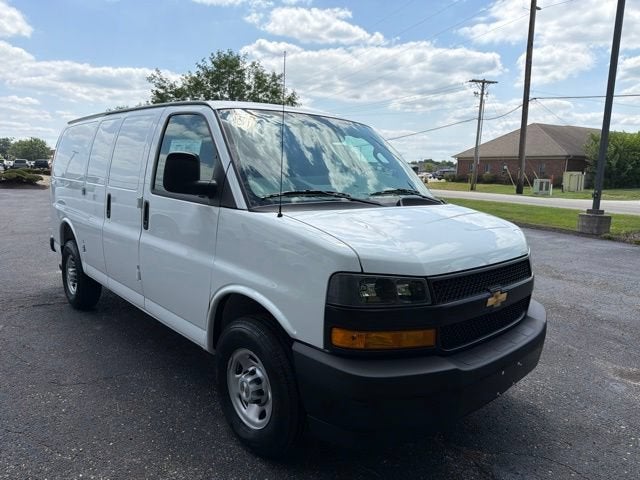 2026 Chevrolet Express Cargo 1WT