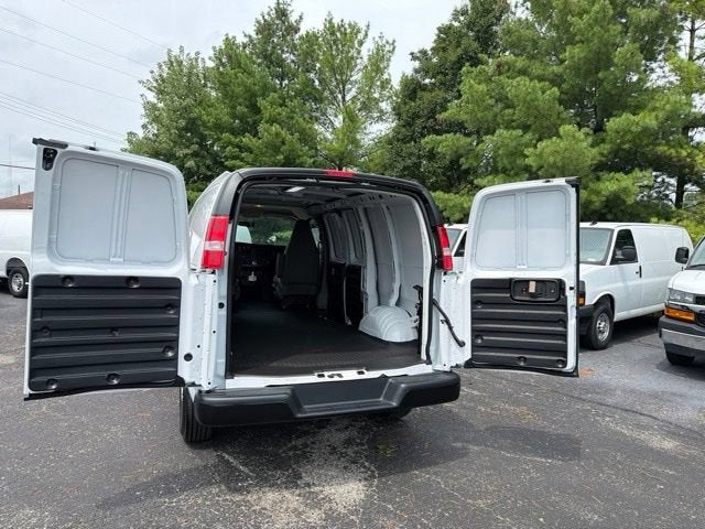 2026 Chevrolet Express Cargo 1WT