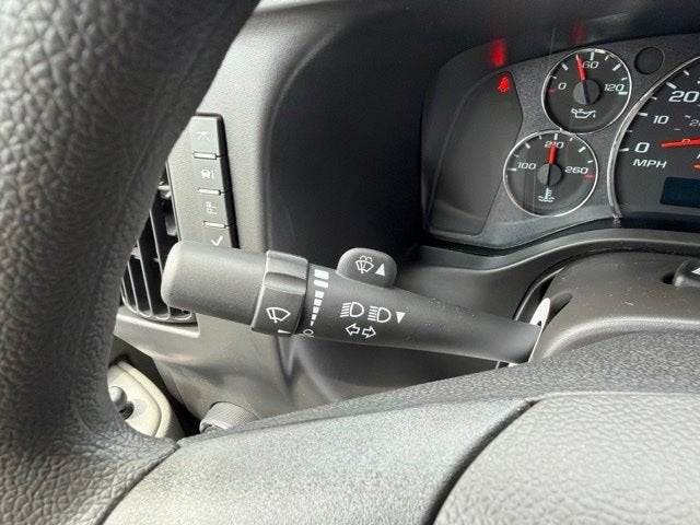 2026 Chevrolet Express Cargo 1WT