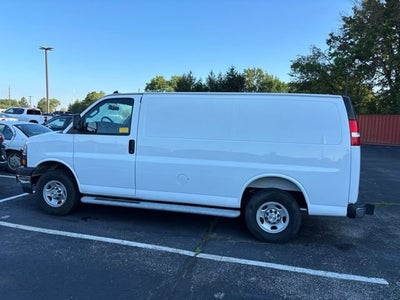 2025 Chevrolet Express Cargo WT