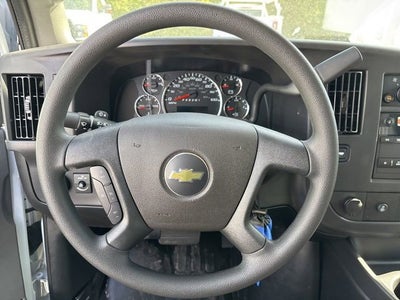 2025 Chevrolet Express Cargo WT