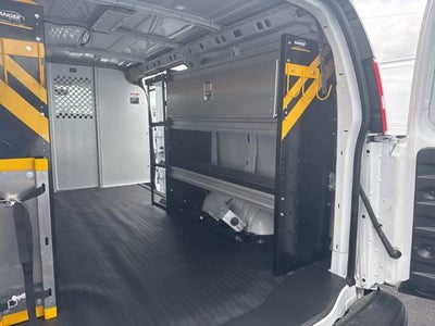 2025 Chevrolet Express Cargo WT