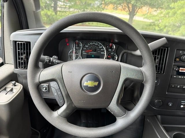 2026 Chevrolet Express Cargo 1WT