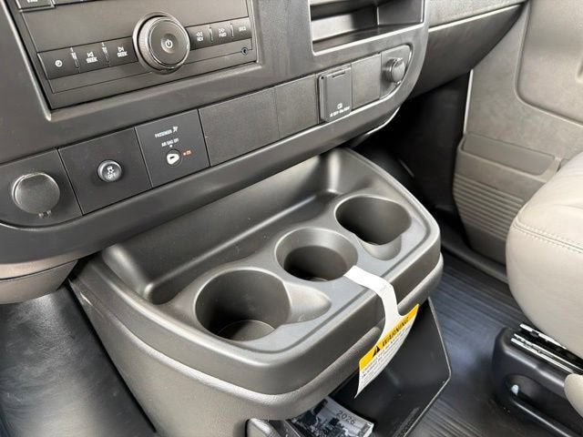 2026 Chevrolet Express Cargo 1WT
