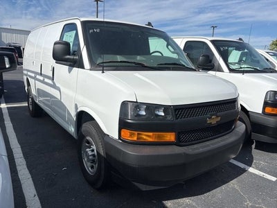 2025 Chevrolet Express Cargo WT