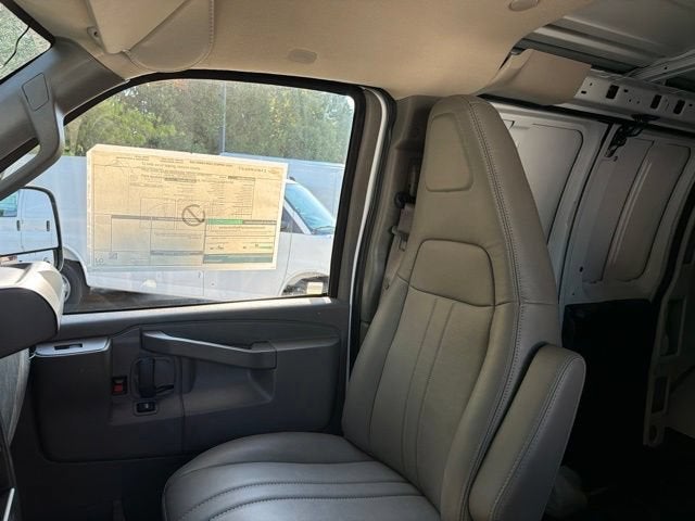 2026 Chevrolet Express Cargo 1WT