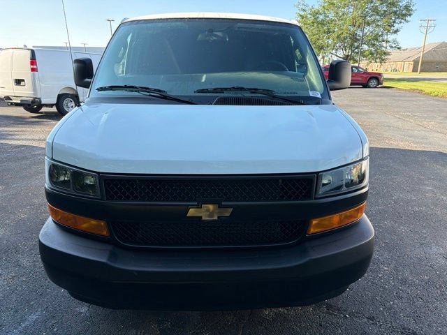 2026 Chevrolet Express Cargo 1WT