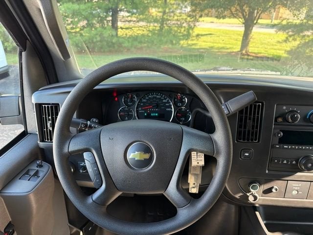 2026 Chevrolet Express Cargo 1WT