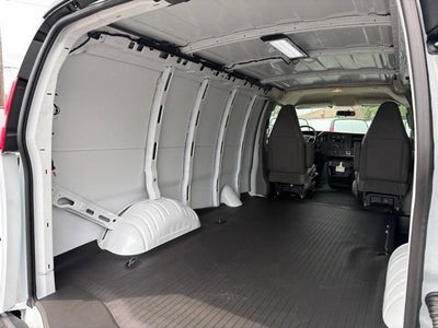 2026 Chevrolet Express Cargo 1WT