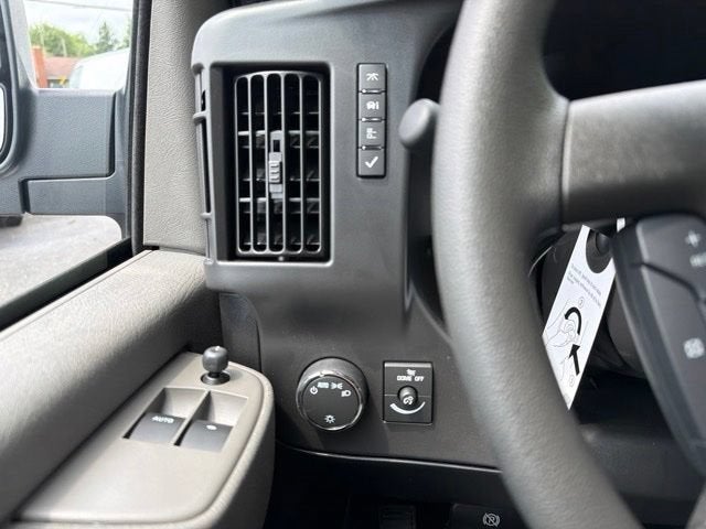 2026 Chevrolet Express Cargo 1WT
