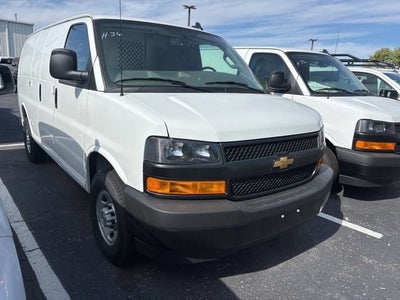 2025 Chevrolet Express Cargo WT