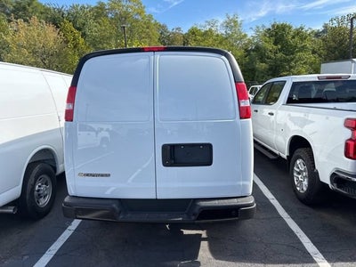 2025 Chevrolet Express Cargo WT