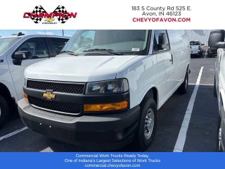 2025 Chevrolet Express Cargo WT