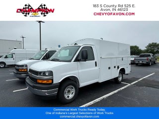 2025 Chevrolet Express Cutaway 3500 1WT