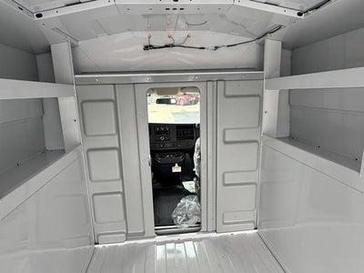 2025 Chevrolet Express Cutaway 3500 1WT