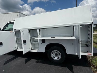 2025 Chevrolet Express Cutaway 3500 1WT