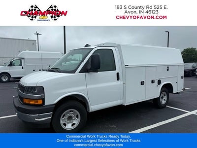 2025 Chevrolet Express Cutaway 3500 1WT