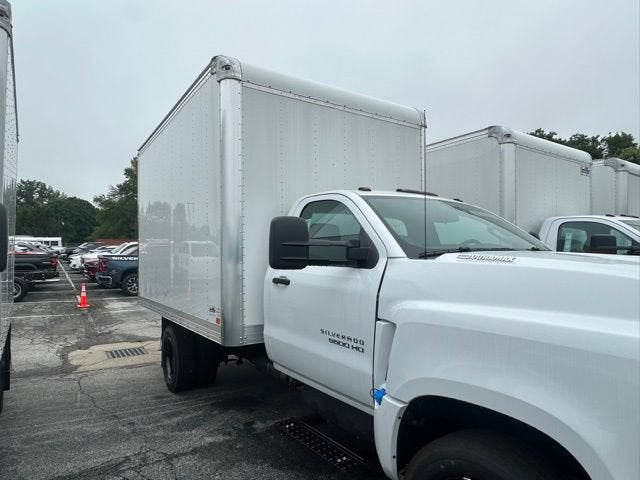 2024 Chevrolet Silverado 5500 HD Work Truck