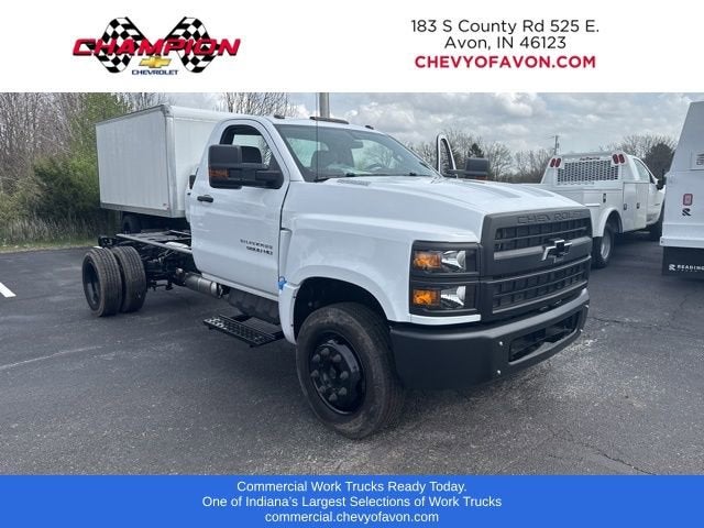 2024 Chevrolet Silverado 5500 HD Work Truck